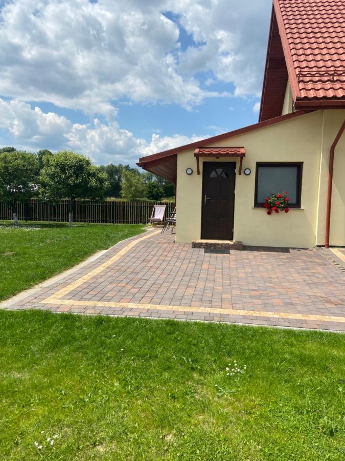 Vanessa 2 U Podnoza Gor, Nad Jeziorem Czorsztynskim *